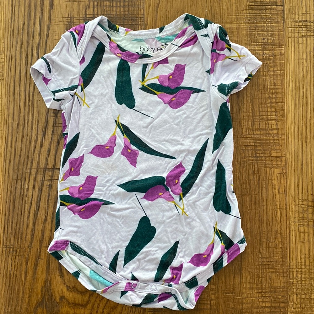 FIGHTING EEL Baby eel calla lily onesie bodysuit